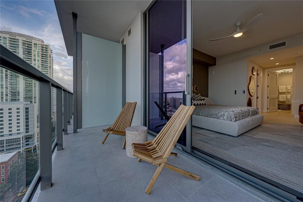 For Rent: $13,900 (3 beds, 3 baths, 2160 Square Feet)