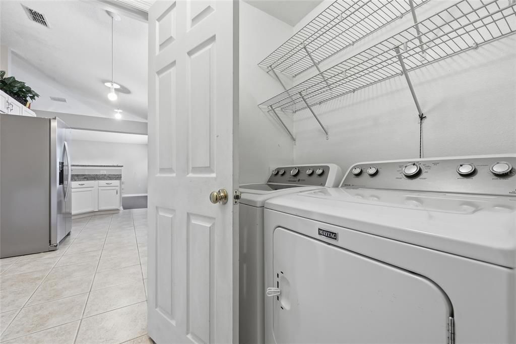 En Venta: $334,900 (3 camas, 2 baños, 1825 Pies cuadrados)