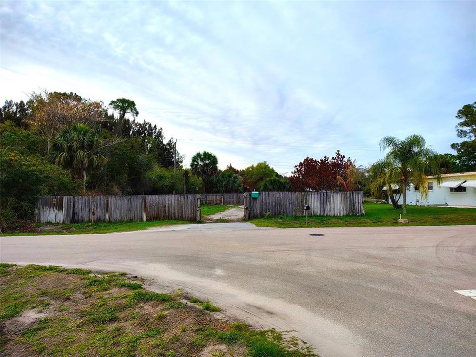 For Sale: $59,900 (0.17 acres)