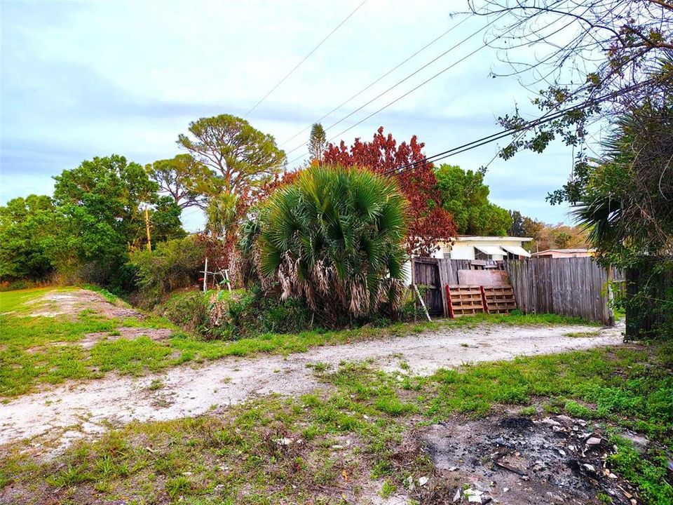 For Sale: $59,900 (0.17 acres)