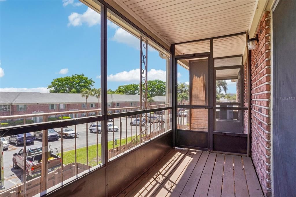 En Venta: $134,500 (2 camas, 1 baños, 891 Pies cuadrados)