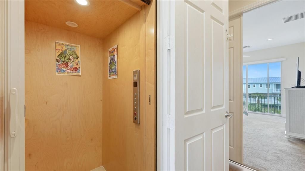 For Sale: $449,000 (3 beds, 2 baths, 2245 Square Feet)