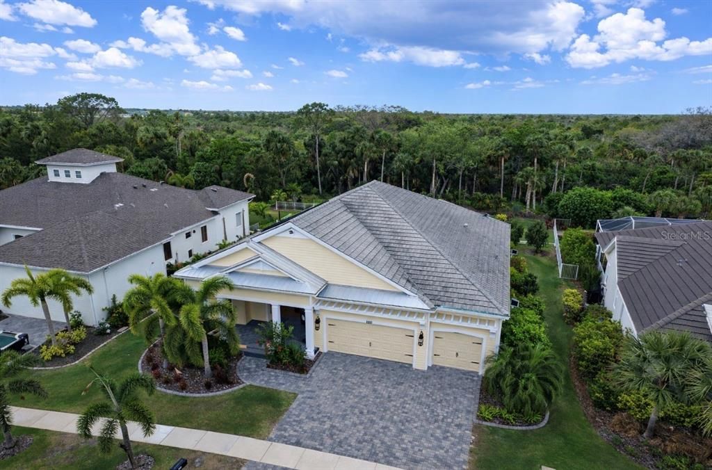 Activo con contrato: $949,000 (3 camas, 3 baños, 2963 Pies cuadrados)