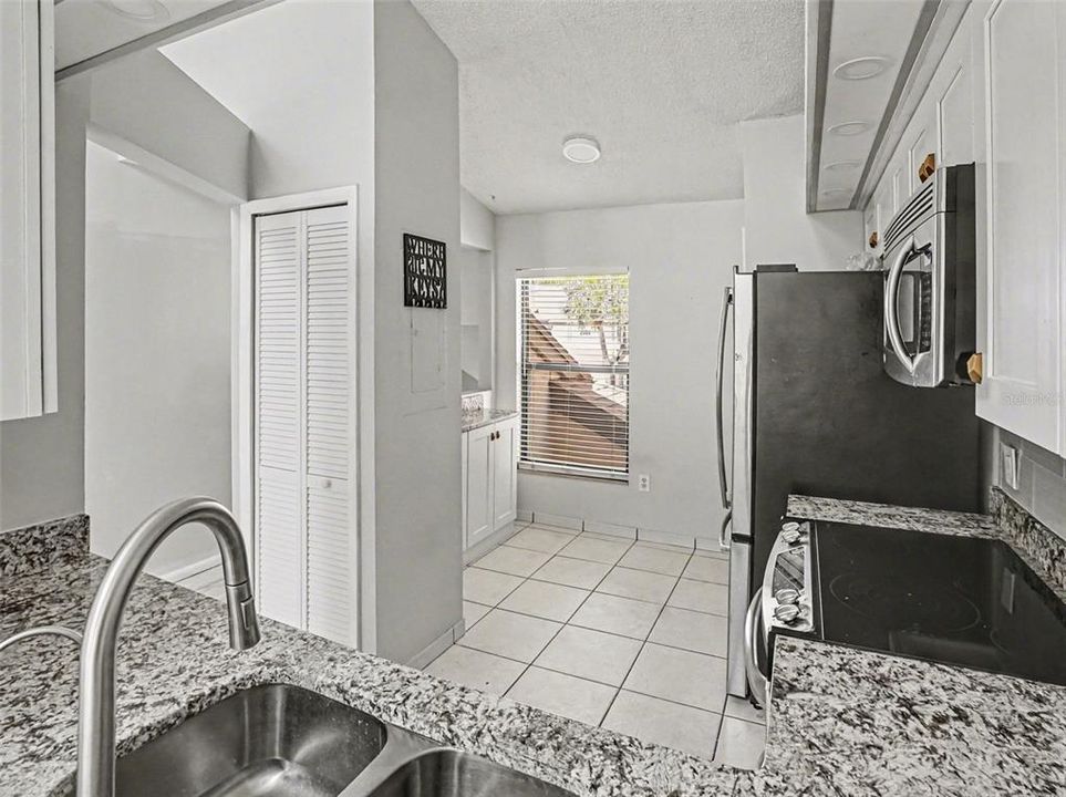 En Venta: $175,000 (2 camas, 2 baños, 1070 Pies cuadrados)