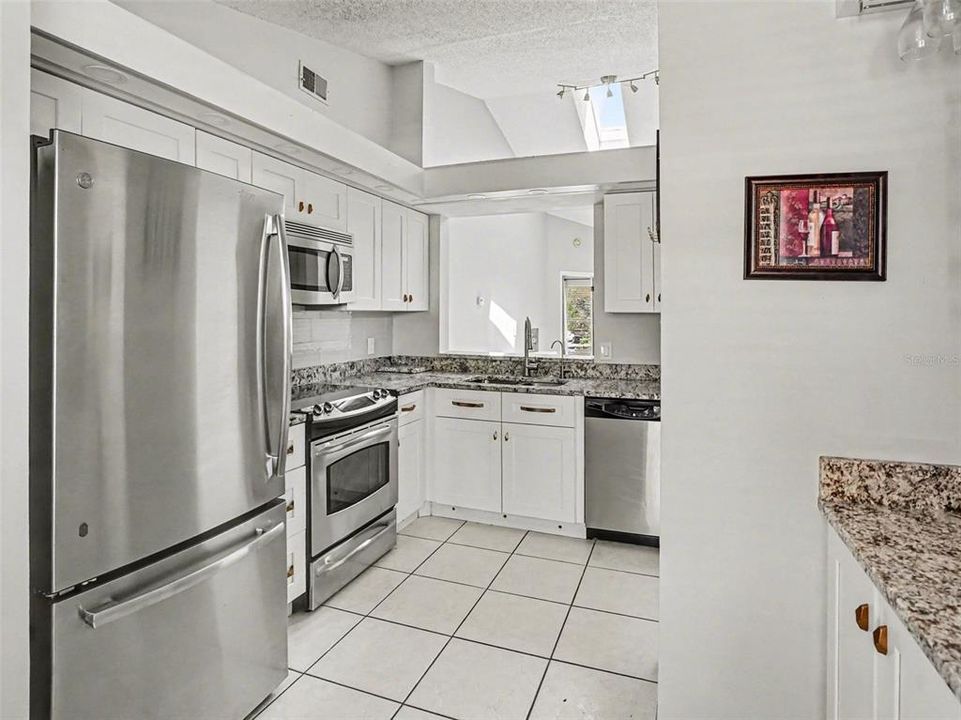 En Venta: $175,000 (2 camas, 2 baños, 1070 Pies cuadrados)