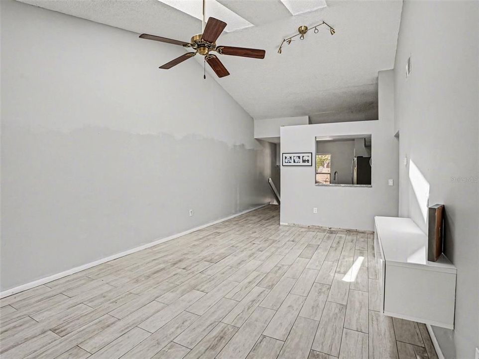 En Venta: $175,000 (2 camas, 2 baños, 1070 Pies cuadrados)