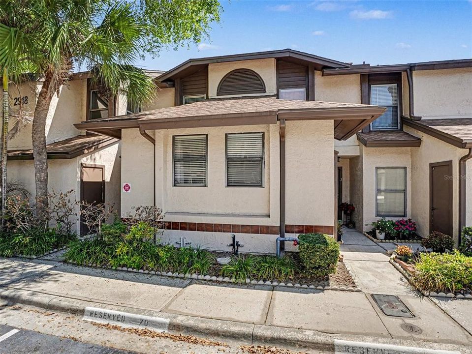 En Venta: $175,000 (2 camas, 2 baños, 1070 Pies cuadrados)