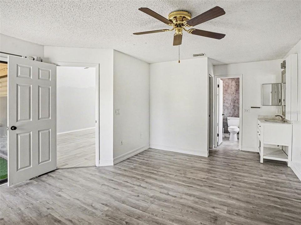 En Venta: $175,000 (2 camas, 2 baños, 1070 Pies cuadrados)