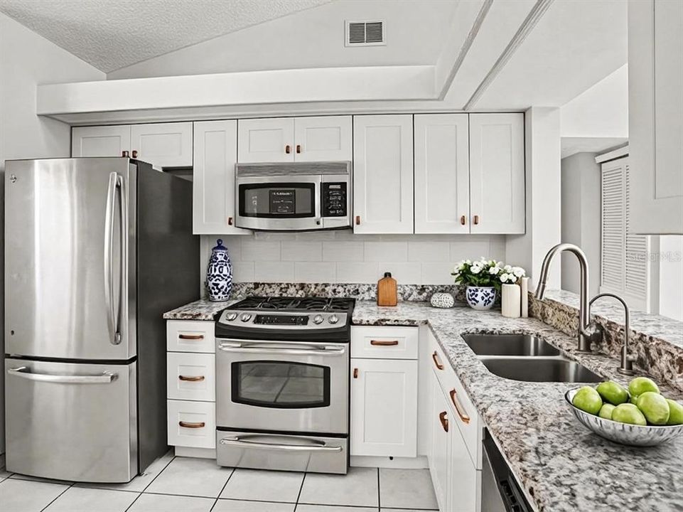 En Venta: $175,000 (2 camas, 2 baños, 1070 Pies cuadrados)