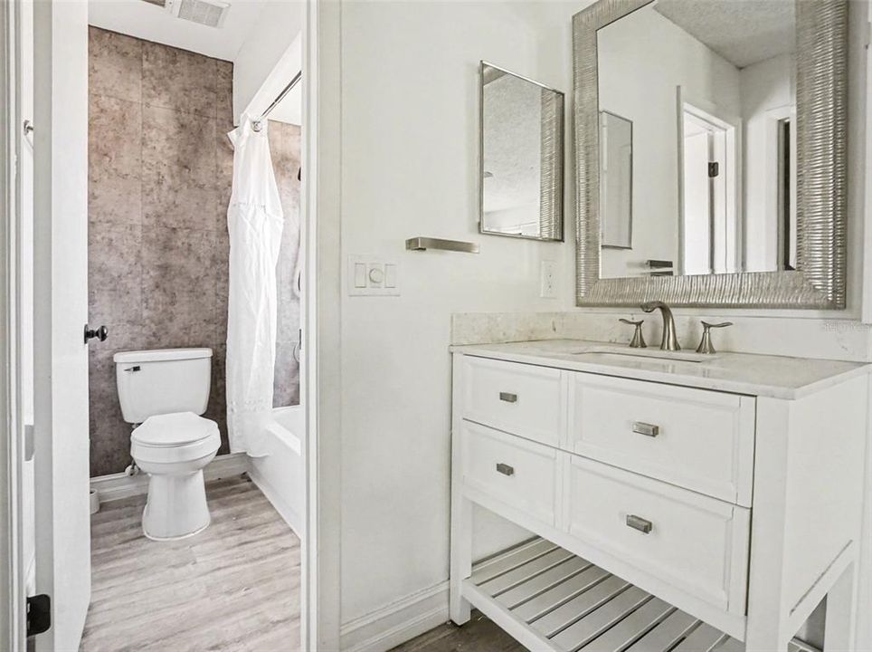 En Venta: $175,000 (2 camas, 2 baños, 1070 Pies cuadrados)