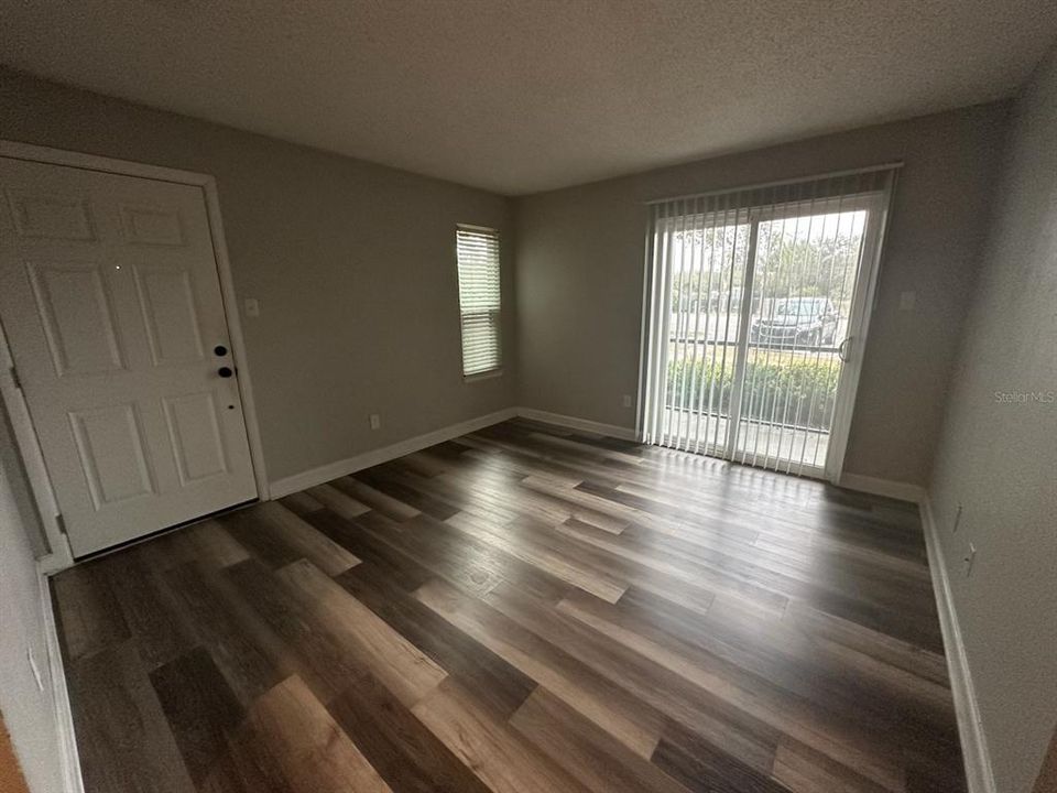 В аренду: $1,445 (2 спален, 1 ванн, 768 Квадратных фут)