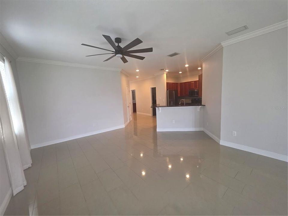 На продажу: $315,000 (3 спален, 2 ванн, 1586 Квадратных фут)