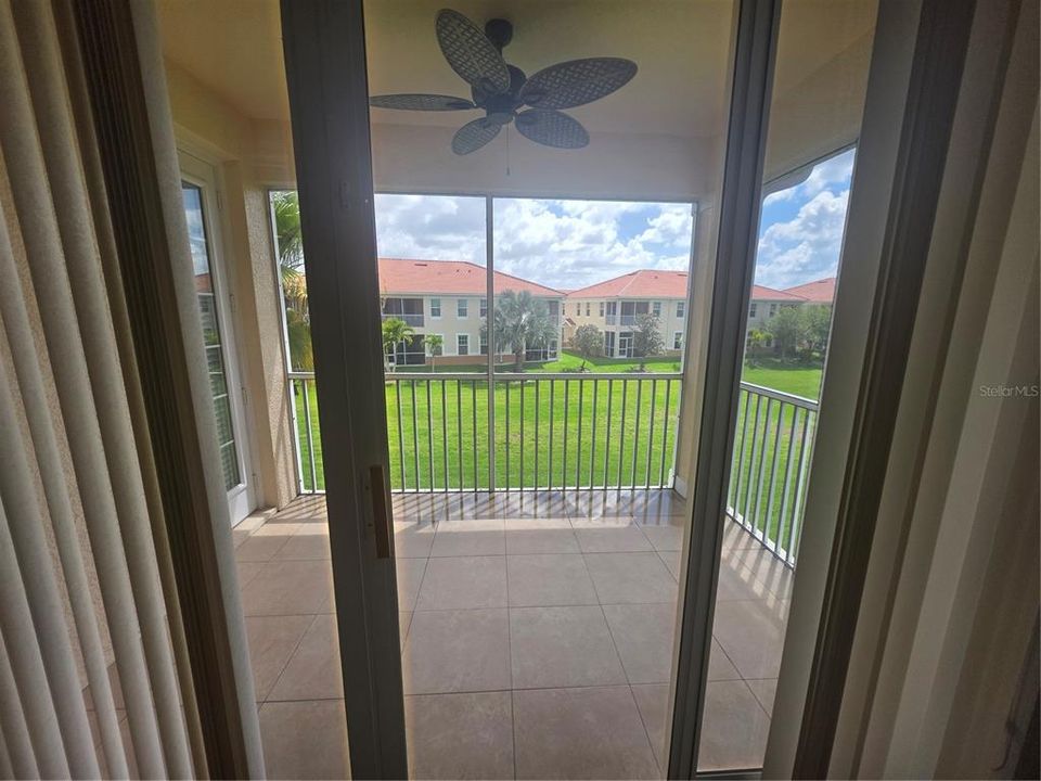 На продажу: $315,000 (3 спален, 2 ванн, 1586 Квадратных фут)