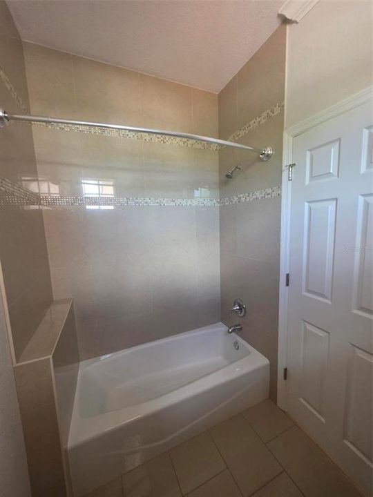 На продажу: $315,000 (3 спален, 2 ванн, 1586 Квадратных фут)