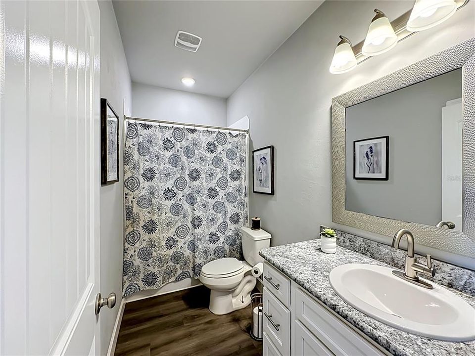 For Sale: $279,000 (3 beds, 2 baths, 1372 Square Feet)