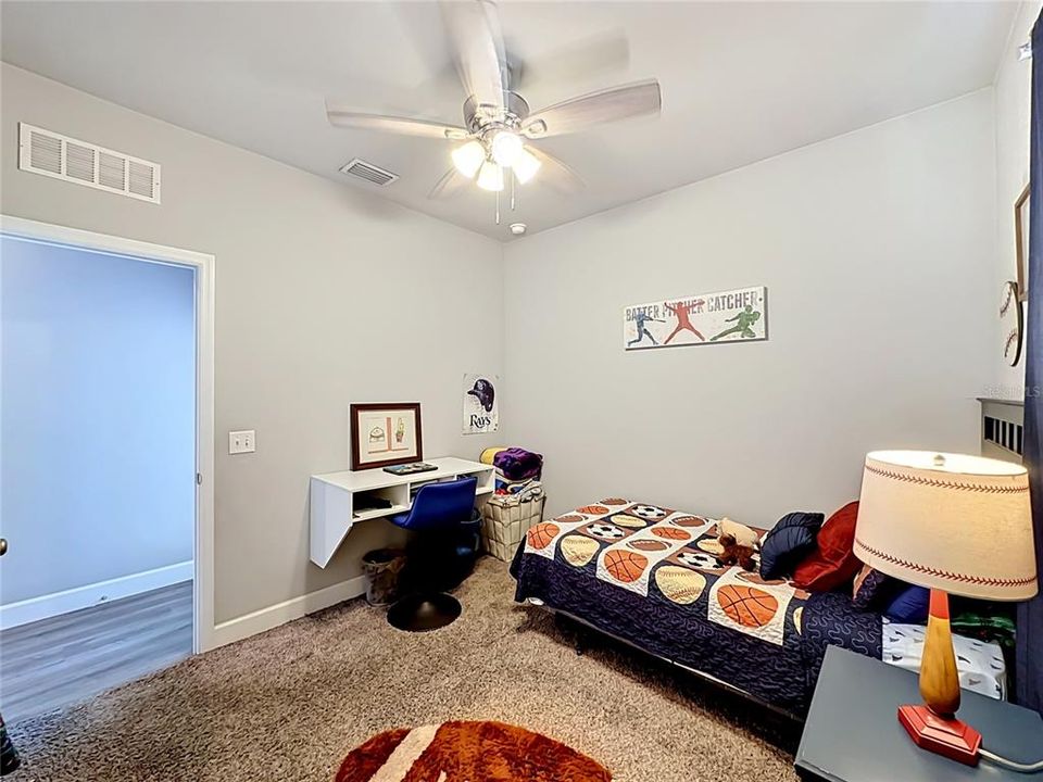 For Sale: $279,000 (3 beds, 2 baths, 1372 Square Feet)