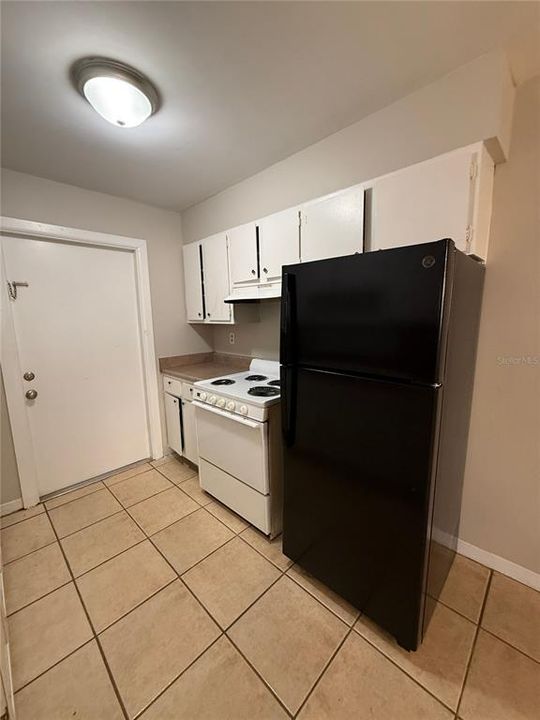 出租: $1,025 (2 贝兹, 1 浴室, 648 平方英尺)