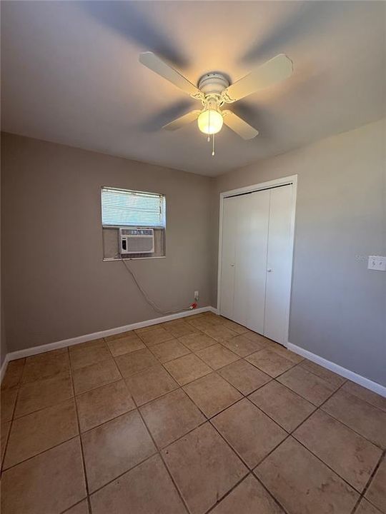 出租: $1,025 (2 贝兹, 1 浴室, 648 平方英尺)