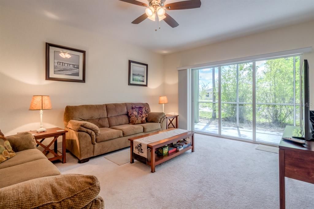 For Rent: $4,000 (2 beds, 2 baths, 1230 Square Feet)