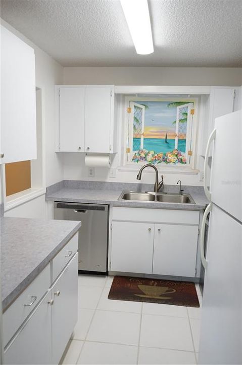 Active With Contract: $124,500 (2 beds, 2 baths, 1120 Square Feet)