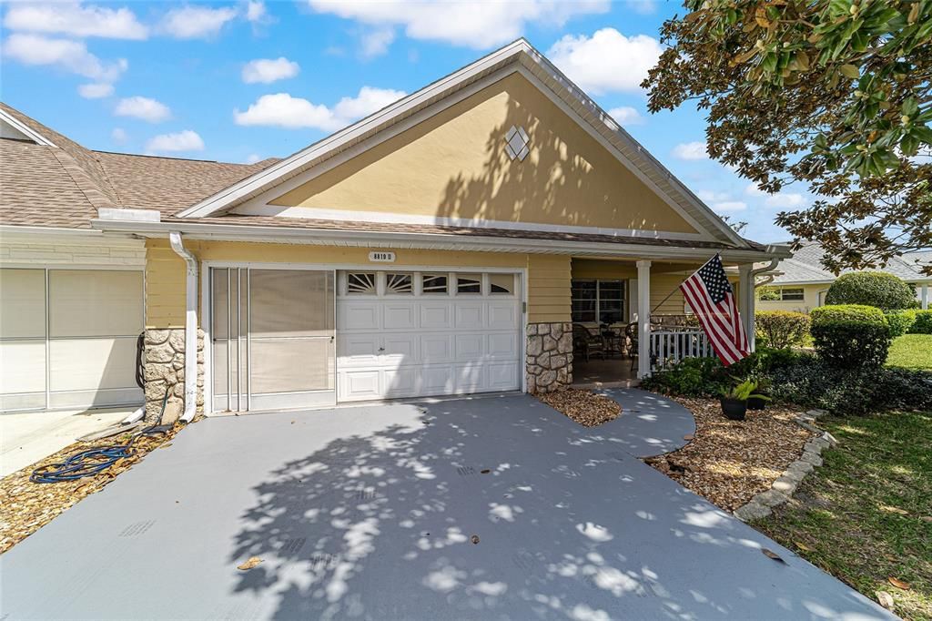 For Sale: $225,000 (2 beds, 2 baths, 1688 Square Feet)