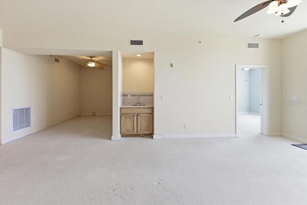В аренду: $1,450 (2 спален, 2 ванн, 1543 Квадратных фут)