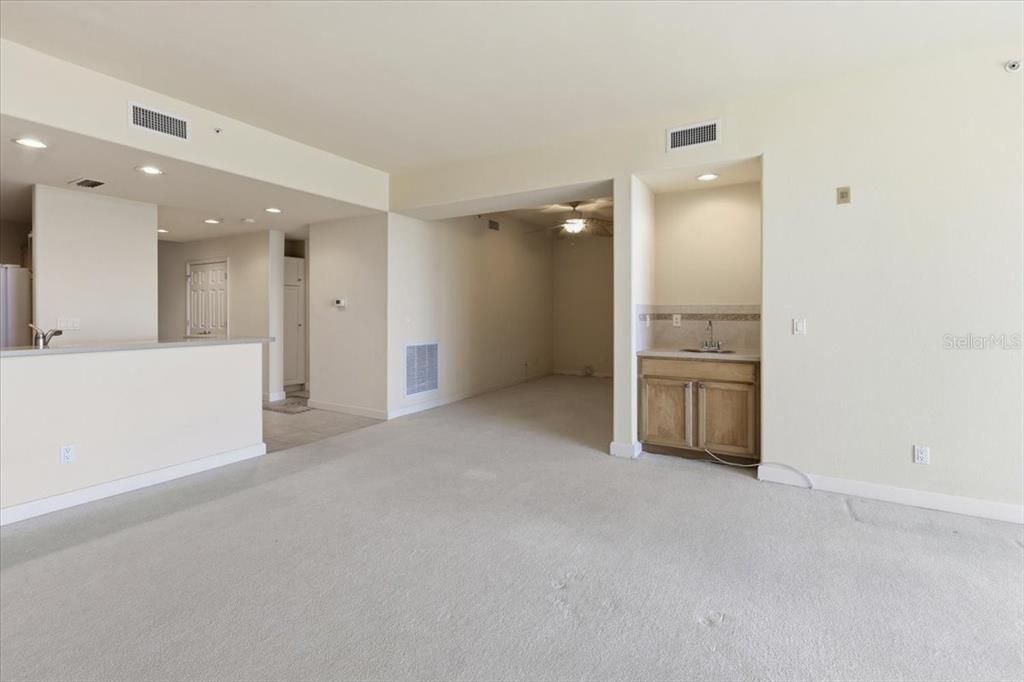 В аренду: $1,450 (2 спален, 2 ванн, 1543 Квадратных фут)