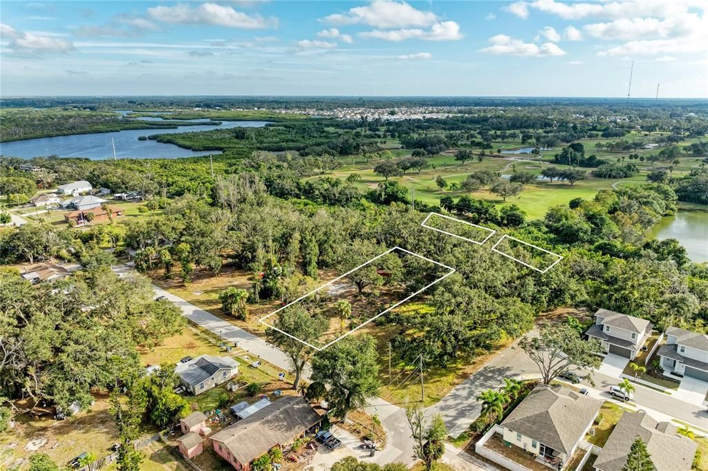 На продажу: $218,000 (0.44 acres)