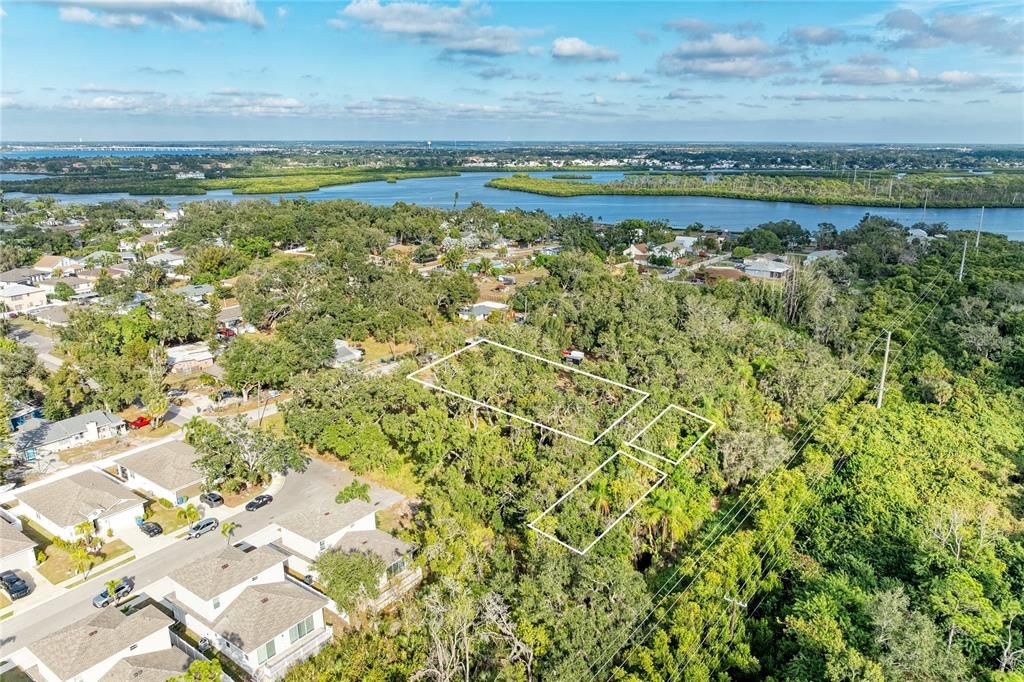 На продажу: $218,000 (0.44 acres)