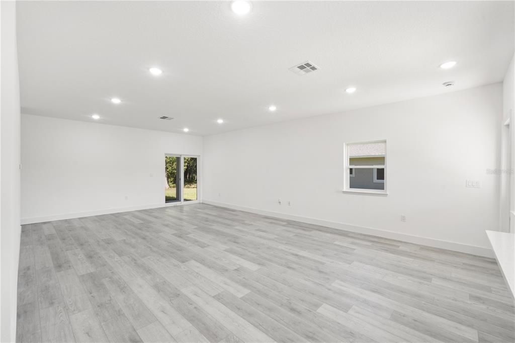 En Venta: $349,000 (3 camas, 1 baños, 1413 Pies cuadrados)