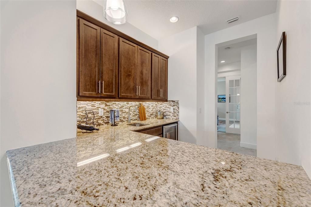 For Sale: $935,000 (3 beds, 3 baths, 3186 Square Feet)