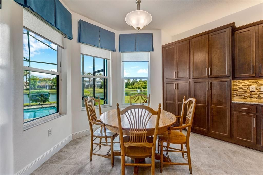 For Sale: $935,000 (3 beds, 3 baths, 3186 Square Feet)