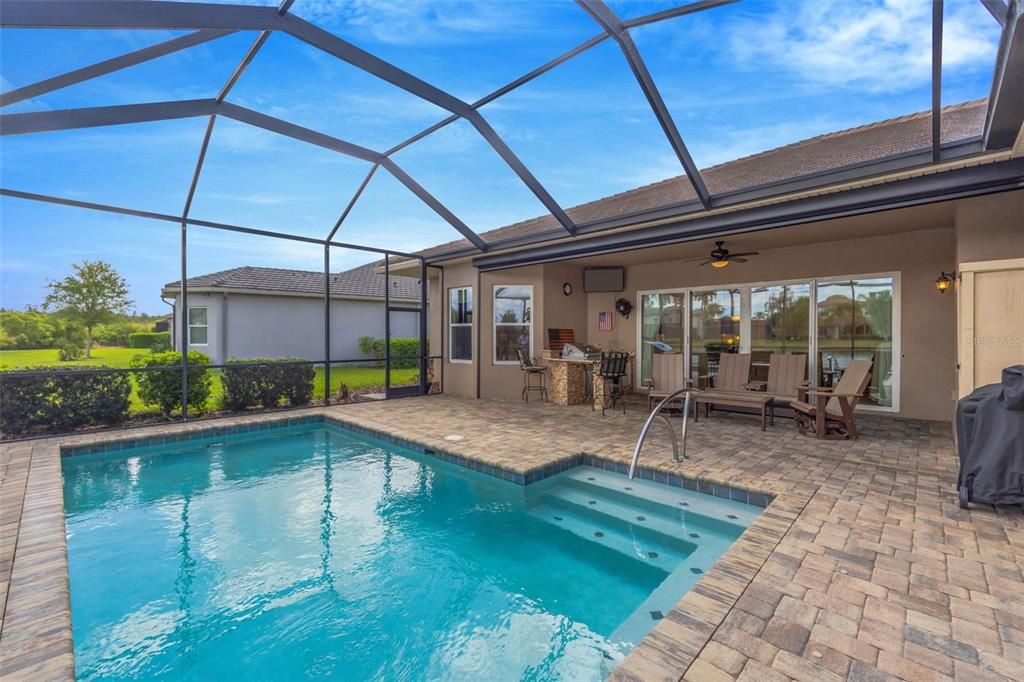 For Sale: $935,000 (3 beds, 3 baths, 3186 Square Feet)