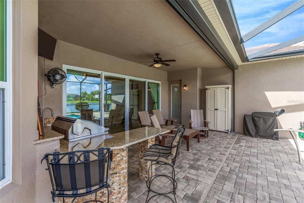 For Sale: $935,000 (3 beds, 3 baths, 3186 Square Feet)