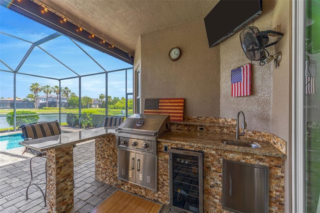 For Sale: $935,000 (3 beds, 3 baths, 3186 Square Feet)