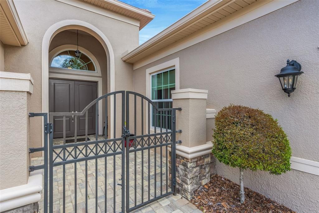For Sale: $935,000 (3 beds, 3 baths, 3186 Square Feet)