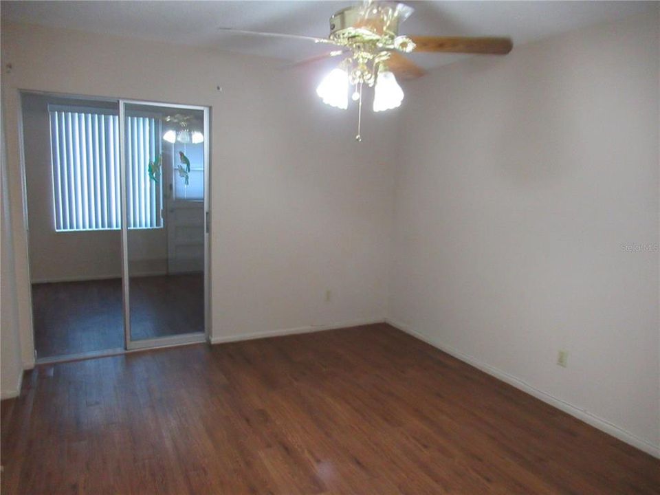 For Rent: $1,500 (2 beds, 1 baths, 1100 Square Feet)