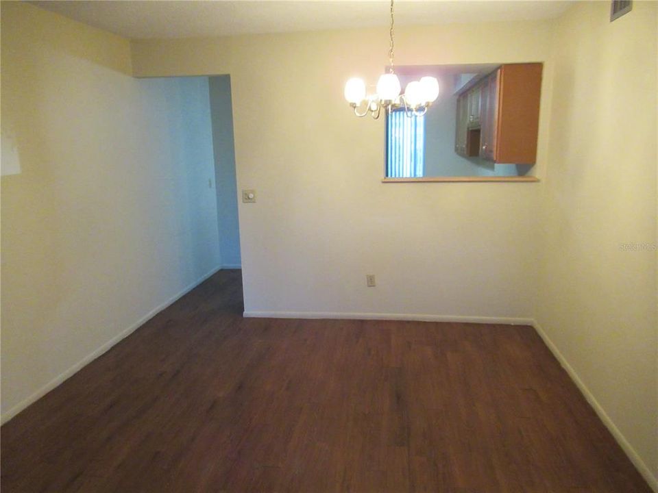 For Rent: $1,500 (2 beds, 1 baths, 1100 Square Feet)
