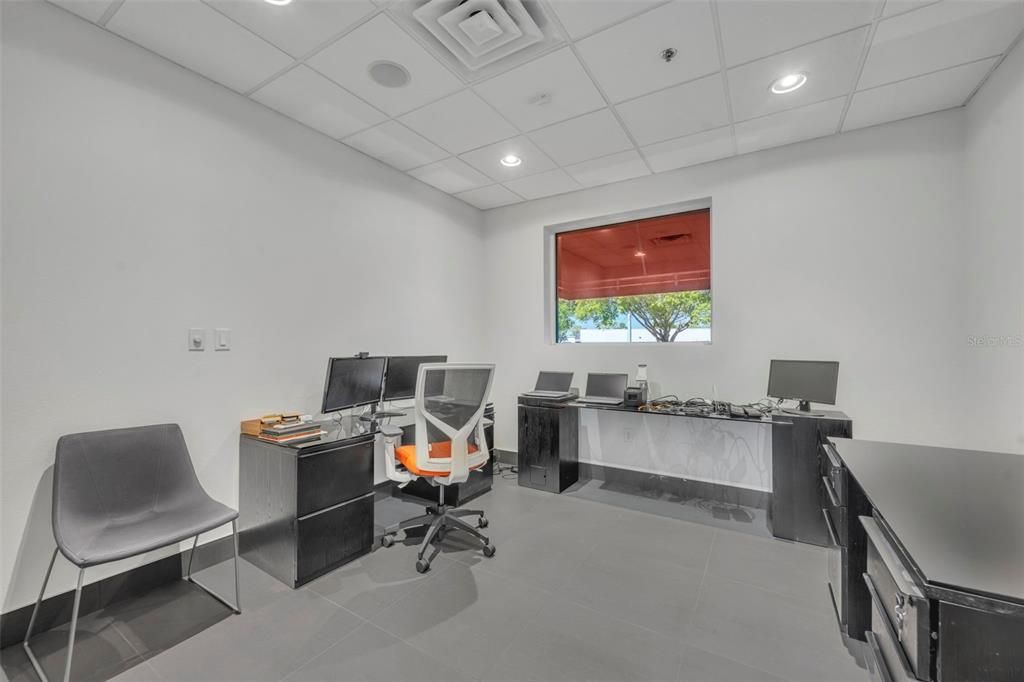 Activo con contrato: $1,600,000 (0 camas, 0 baños, 8514 Pies cuadrados)