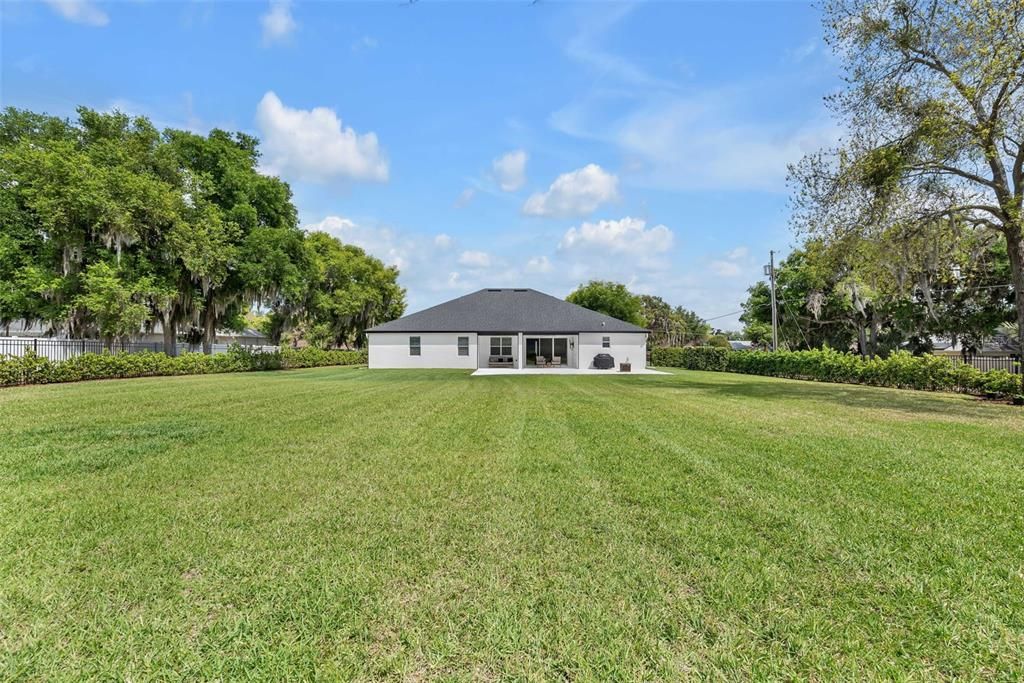 Active With Contract: $1,259,000 (5 beds, 3 baths, 3352 Square Feet)