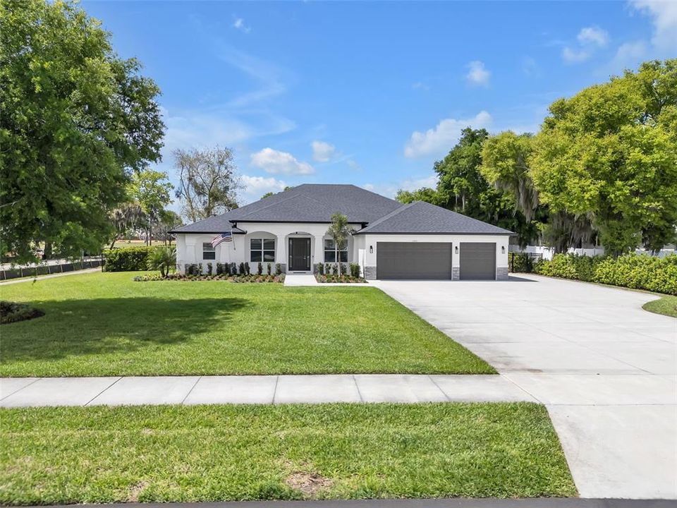 Active With Contract: $1,259,000 (5 beds, 3 baths, 3352 Square Feet)