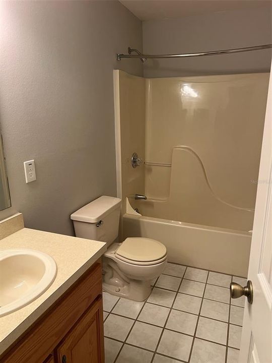En Venta: $177,000 (2 camas, 2 baños, 918 Pies cuadrados)
