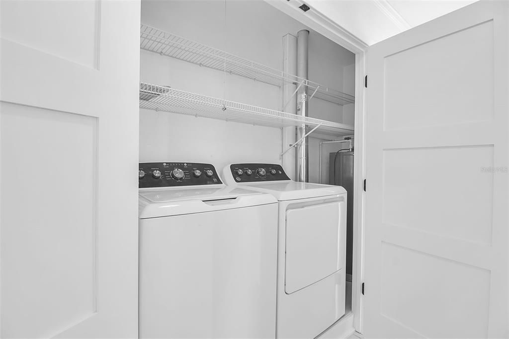 На продажу: $1,699,000 (4 спален, 5 ванн, 3364 Квадратных фут)