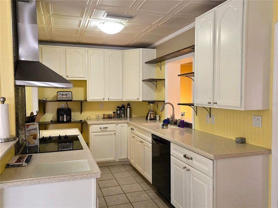 En Venta: $299,000 (3 camas, 2 baños, 1802 Pies cuadrados)