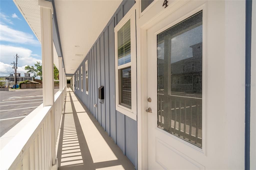 出租: $3,180 (4 贝兹, 4 浴室, 3256 平方英尺)