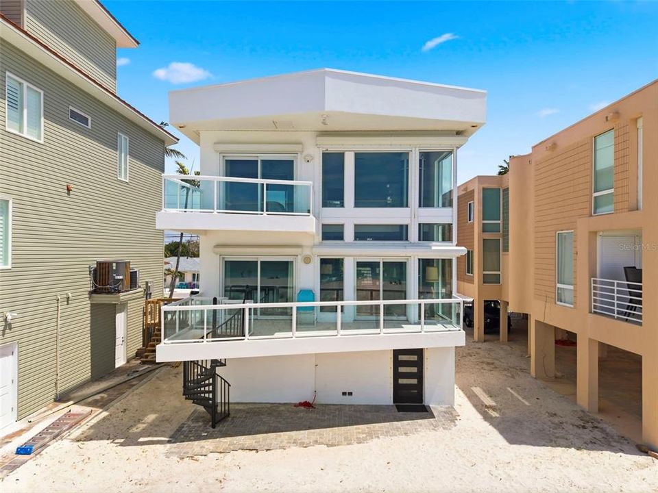 En Venta: $3,749,000 (3 camas, 3 baños, 2158 Pies cuadrados)
