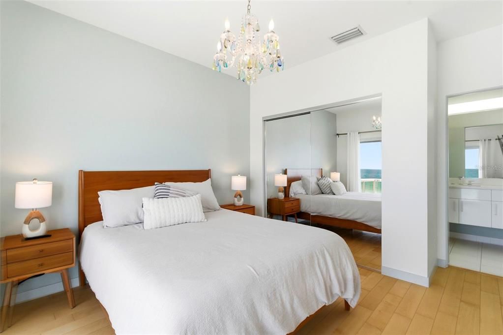 En Venta: $3,749,000 (3 camas, 3 baños, 2158 Pies cuadrados)