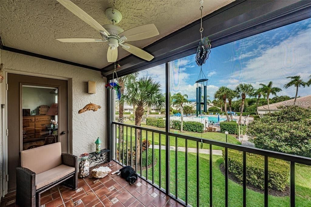 Active With Contract: $1,595 (1 beds, 1 baths, 875 Square Feet)