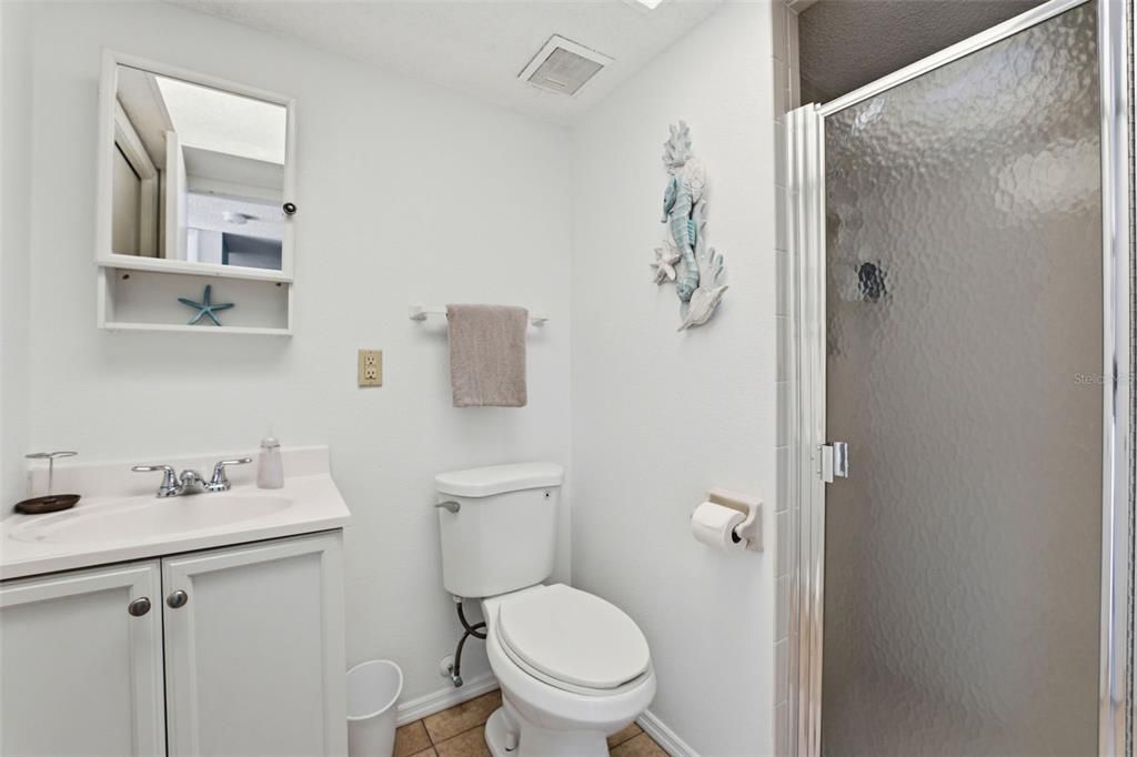 For Sale: $180,000 (2 beds, 2 baths, 1150 Square Feet)