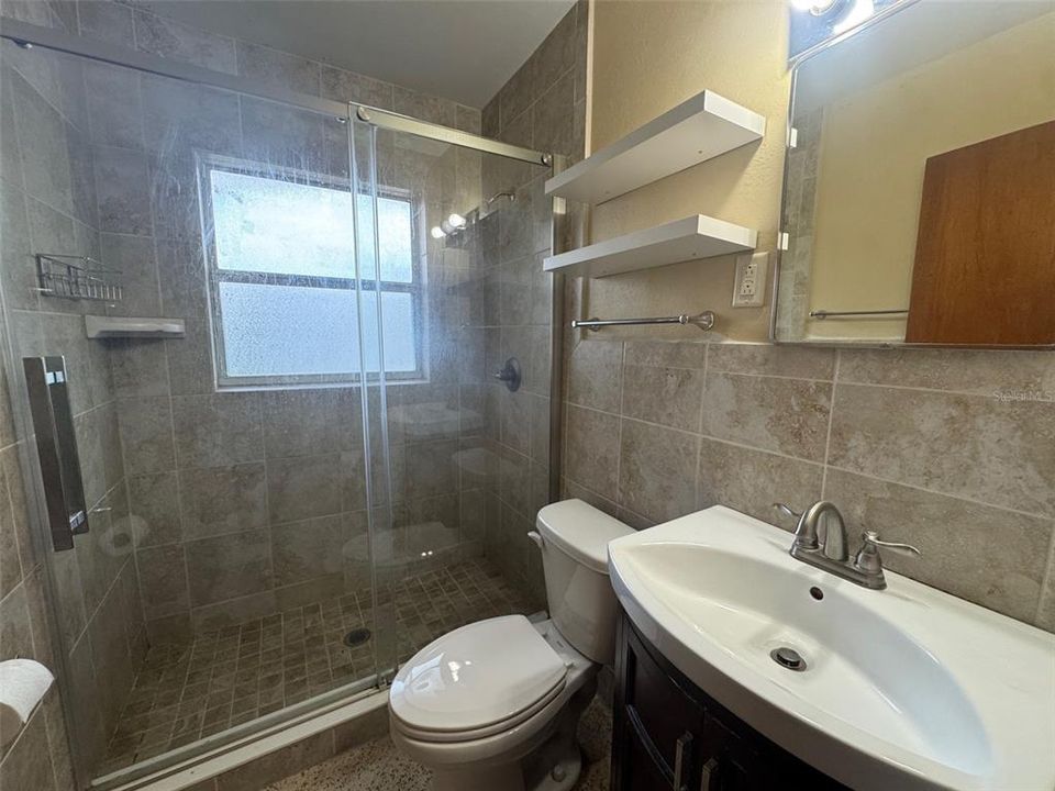 Activo con contrato: $199,500 (2 camas, 1 baños, 952 Pies cuadrados)